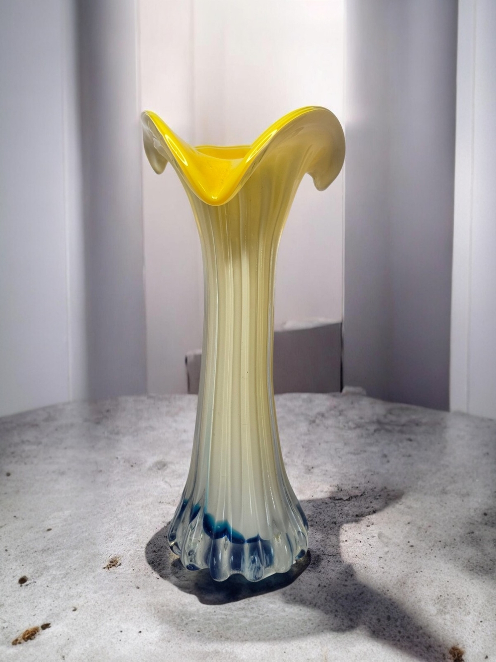 Handblown Yellow And Blue Art Glass Vase ♡